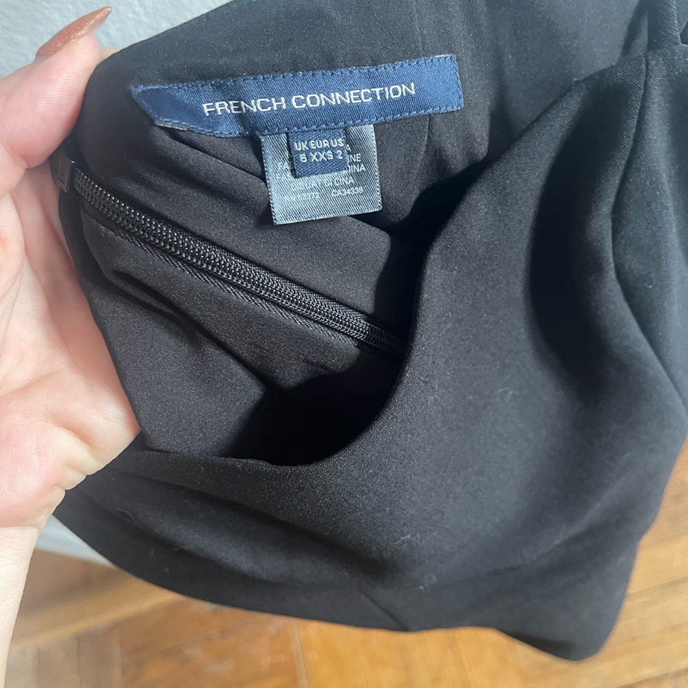 French Connection LBD - Picture 3 of 3